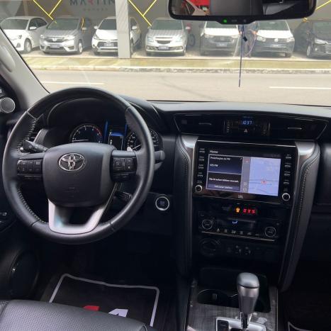 TOYOTA Hilux SW4 2.8 16V 4P SRX PLATINUM 4X4 TURBO DIESEL AUTOMTICO, Foto 10