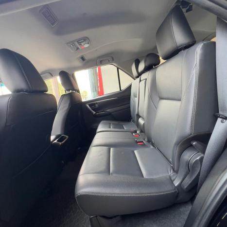 TOYOTA Hilux SW4 2.8 16V 4P SRX PLATINUM 4X4 TURBO DIESEL AUTOMTICO, Foto 18