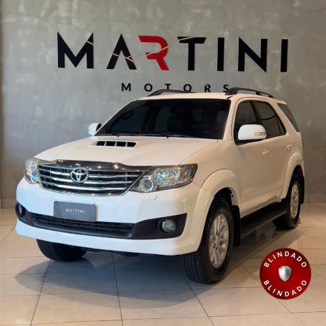 TOYOTA Hilux SW4 3.0 16V 4P SRV 4X4 7 LUGARES TURBO DIESEL AUTOMTICO, Foto 1