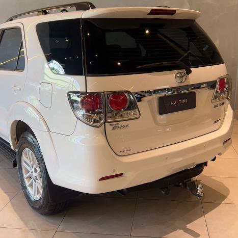 TOYOTA Hilux SW4 3.0 16V 4P SRV 4X4 7 LUGARES TURBO DIESEL AUTOMTICO, Foto 8
