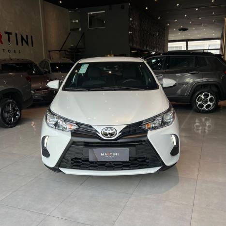 TOYOTA Yaris Hatch 1.5 16V 4P FLEX XS MULTIDRIVE AUTOMTICO CVT, Foto 3