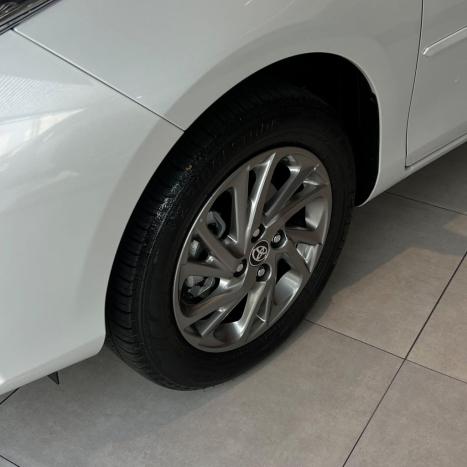 TOYOTA Yaris Hatch 1.5 16V 4P FLEX XS MULTIDRIVE AUTOMTICO CVT, Foto 5