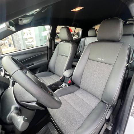 TOYOTA Yaris Hatch 1.5 16V 4P FLEX XS MULTIDRIVE AUTOMTICO CVT, Foto 14
