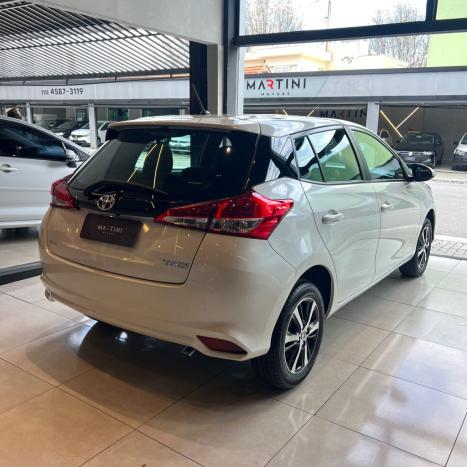 TOYOTA Yaris Hatch 1.3 16V 4P FLEX XL MULTIDRIVE AUTOMTICO CVT, Foto 8