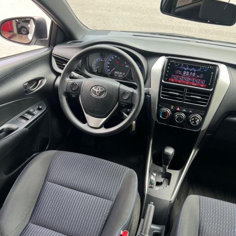 TOYOTA Yaris Hatch 1.3 16V 4P FLEX XL MULTIDRIVE AUTOMTICO CVT, Foto 10