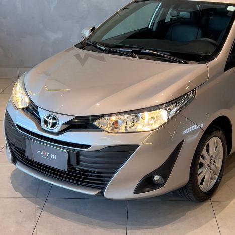 TOYOTA Yaris Sedan 1.3 16V 4P FLEX XL PLUS TECH MULTIDRIVE AUTOMTICO CVT, Foto 4
