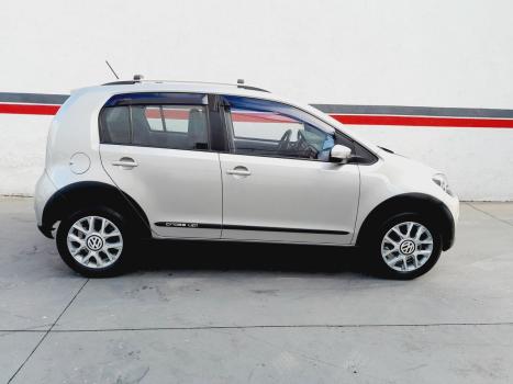 VOLKSWAGEN Cross UP 1.0 12V 4P FLEX I-MOTION AUTOMATIZADO, Foto 16
