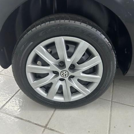 VOLKSWAGEN Fox 1.6 4P FLEX, Foto 10