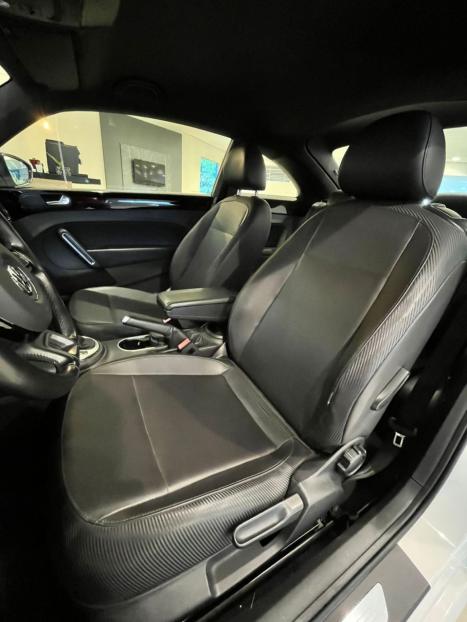 VOLKSWAGEN Fusca 2.0 16V TSI, Foto 12