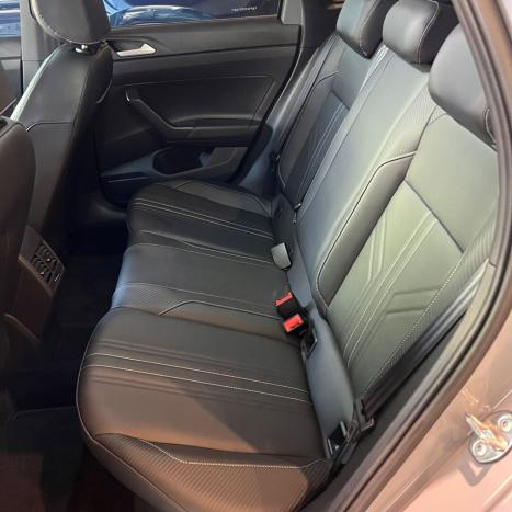 VOLKSWAGEN Nivus 1.0 4P FLEX 200 TSI HIGHLINE TURBO AUTOMTICO, Foto 17