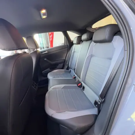 VOLKSWAGEN Nivus 1.0 4P FLEX 200 TSI HIGHLINE TURBO AUTOMTICO, Foto 12