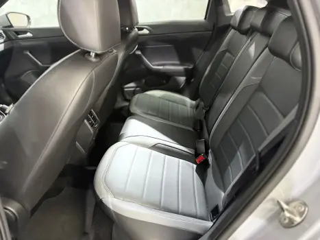 VOLKSWAGEN Nivus 1.0 4P FLEX 200 TSI HIGHLINE TURBO AUTOMTICO, Foto 11