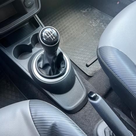 VOLKSWAGEN Saveiro 1.6 G6 HIGHLINE CABINE DUPLA FLEX, Foto 12