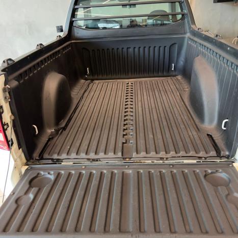 VOLKSWAGEN Saveiro 1.6 16V FLEX MSI ROBUST CABINE SIMPLES, Foto 14