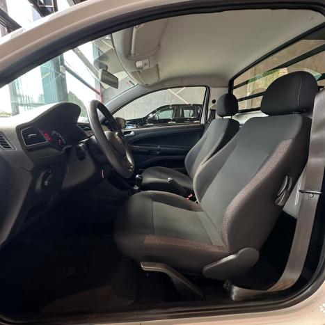 VOLKSWAGEN Saveiro 1.6 G7 CABINE SIMPLES ROBUST FLEX, Foto 10