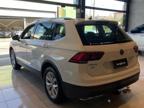 VOLKSWAGEN Tiguan 1.4 250 TSI TOTAL FLEX ALLSPACE COMFORTLINE TURBO AUTOMTICO TIPTRONIC, Foto 10