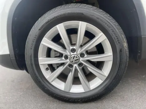 VOLKSWAGEN Tiguan 2.0 16V 4P TSI 4WD TURBO AUTOMTICO, Foto 17