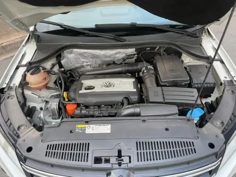 VOLKSWAGEN Tiguan 2.0 16V 4P TSI 4WD TURBO AUTOMTICO, Foto 18