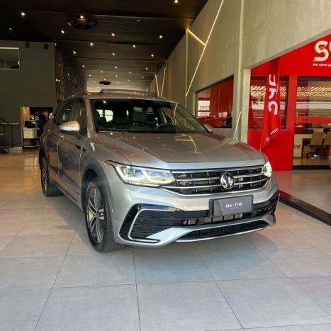 VOLKSWAGEN Tiguan 2.0 300 TSI ALLSPACE R-LINE TURBO AUTOMTICO, Foto 4