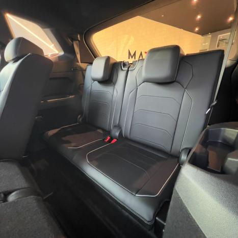 VOLKSWAGEN Tiguan 2.0 300 TSI ALLSPACE R-LINE TURBO AUTOMTICO, Foto 16