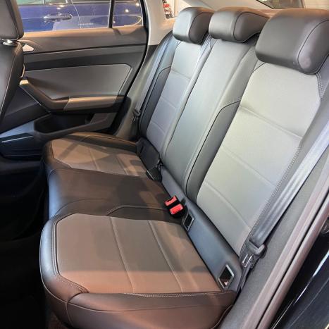 VOLKSWAGEN Virtus 1.0 4P 200 TSI FLEX HIGHLINE AUTOMTICO, Foto 17