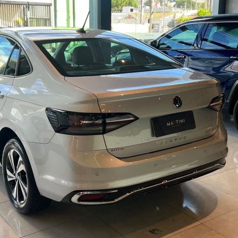 VOLKSWAGEN Virtus 1.0 4P 200 TSI FLEX COMFORTLINE AUTOMTICO, Foto 6