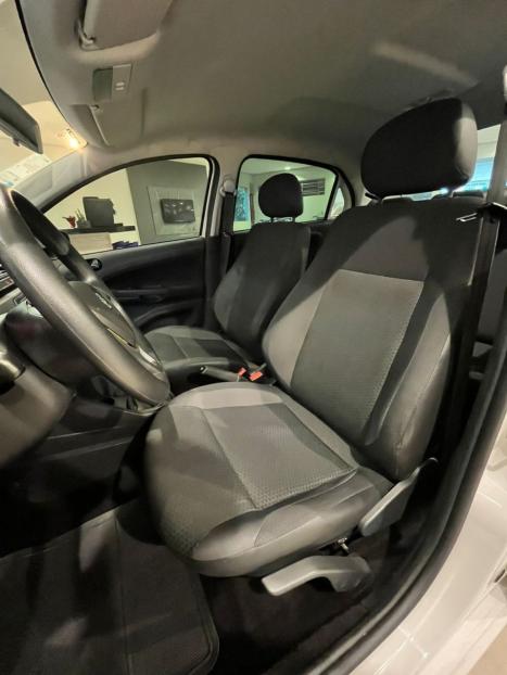 VOLKSWAGEN Voyage 1.0 4P FLEX, Foto 13