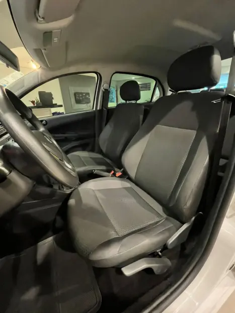 VOLKSWAGEN Voyage 1.0 4P FLEX, Foto 13