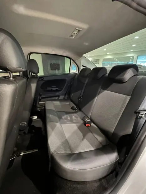VOLKSWAGEN Voyage 1.0 4P FLEX, Foto 14