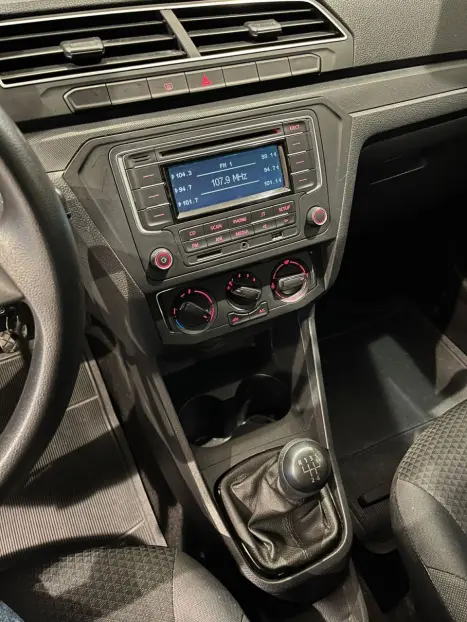 VOLKSWAGEN Voyage 1.0 4P FLEX, Foto 15