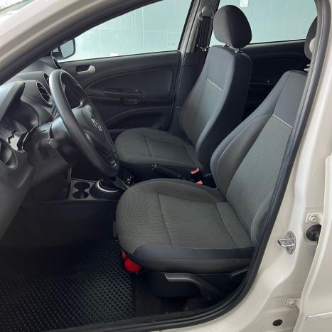 VOLKSWAGEN Voyage 1.6 4P TRENDLINE FLEX, Foto 9