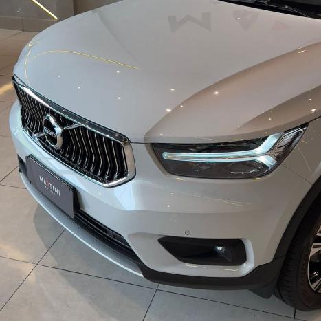 VOLVO XC40 2.0 16V 4P T4 TURBO INSCRIPTION GEARTRONIC AUTOMTICO, Foto 4