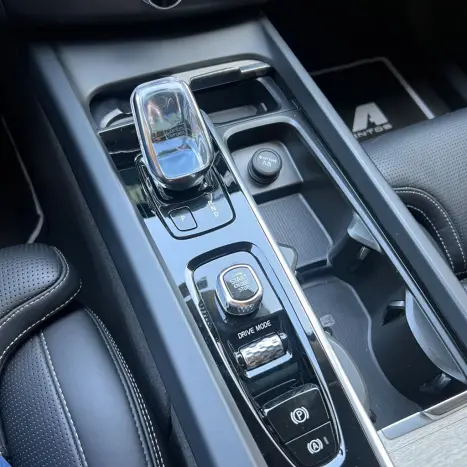 VOLVO XC60 2.0 16V 4P FLEX T8 RECHARGE HBRIDO INSCRIPTION EXPRESSION AWD TURBO GEARTRONIC AUTOMTICO, Foto 11