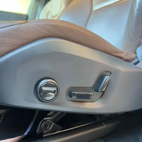VOLVO XC60 2.0 16V 4P T8 HYBRID MOMENTUM AWD GEARTRONIC AUTOMTICO, Foto 16