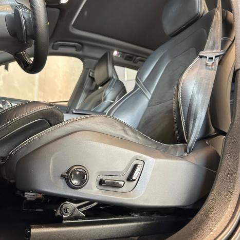VOLVO XC60 2.0 16V 4P T8 HYBRID R-DESIGN AWD GEARTRONIC AUTOMTICO, Foto 10