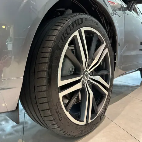 VOLVO XC60 2.0 16V 4P T8 HYBRID R-DESIGN AWD GEARTRONIC AUTOMTICO, Foto 24