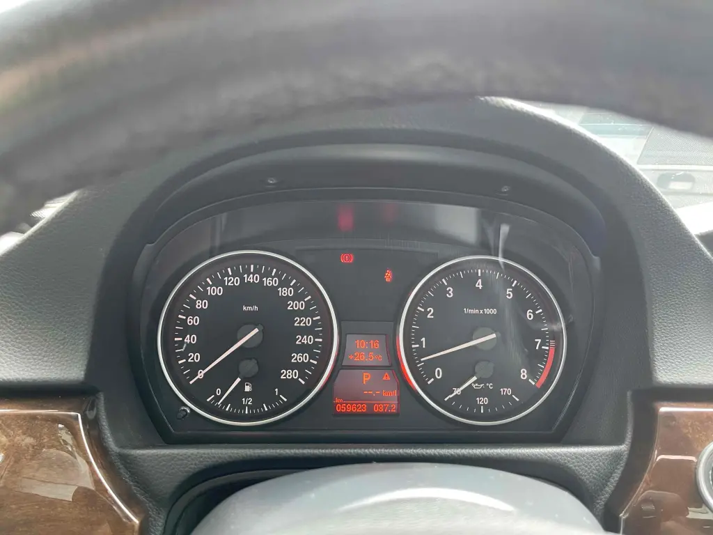 BMW 335I - Foto