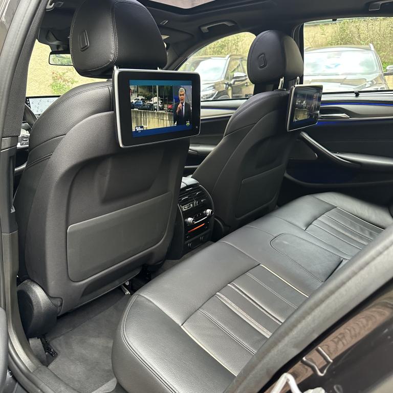 BMW 540I - Foto