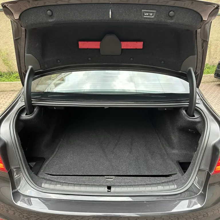 BMW 540I - Foto