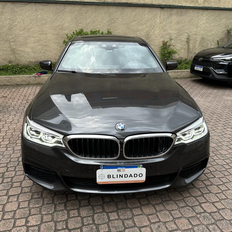 BMW 540I - Foto
