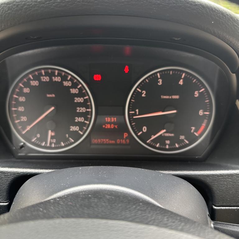 BMW X1 - Foto