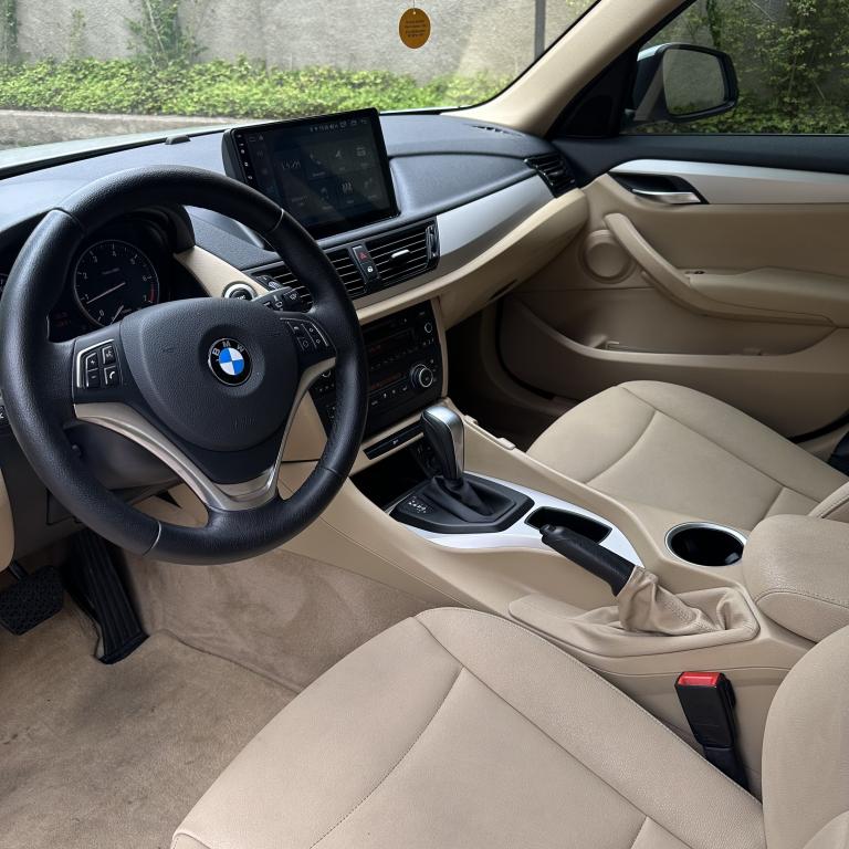 BMW X1 - Foto