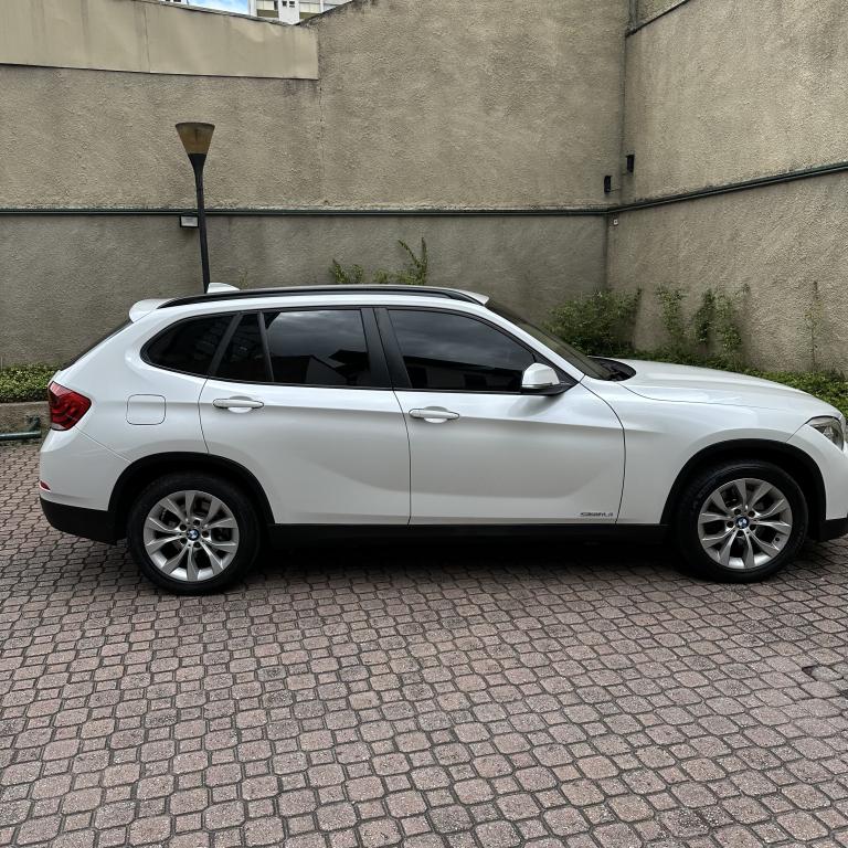 BMW X1 - Foto