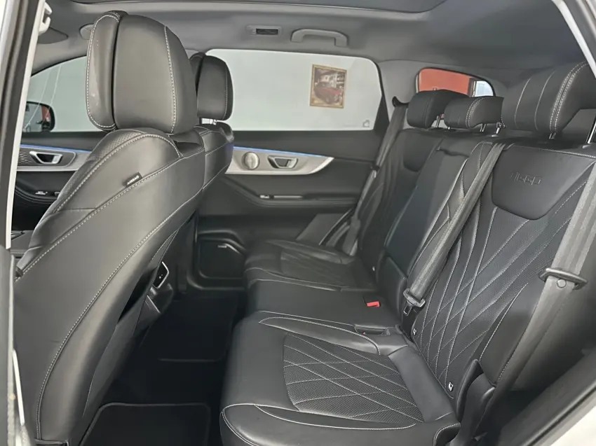 CHERY Tiggo 8 Pro - Foto