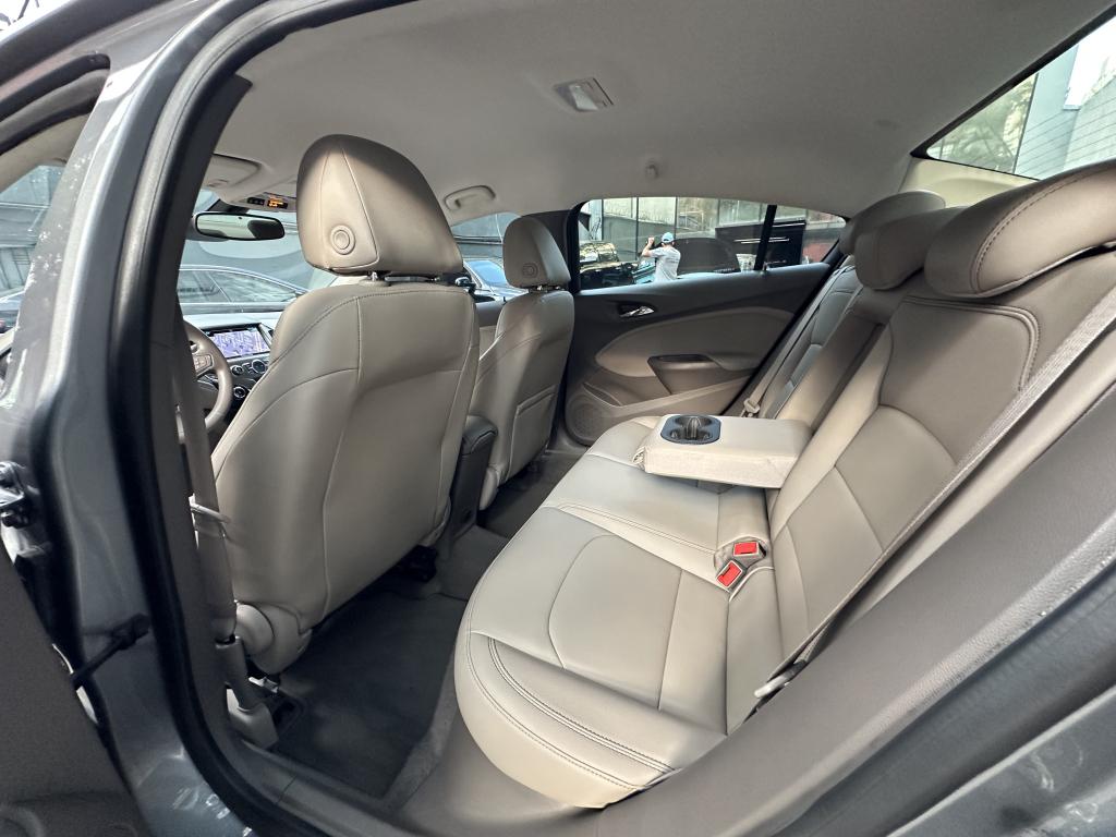 CHEVROLET Cruze Sedan - Foto