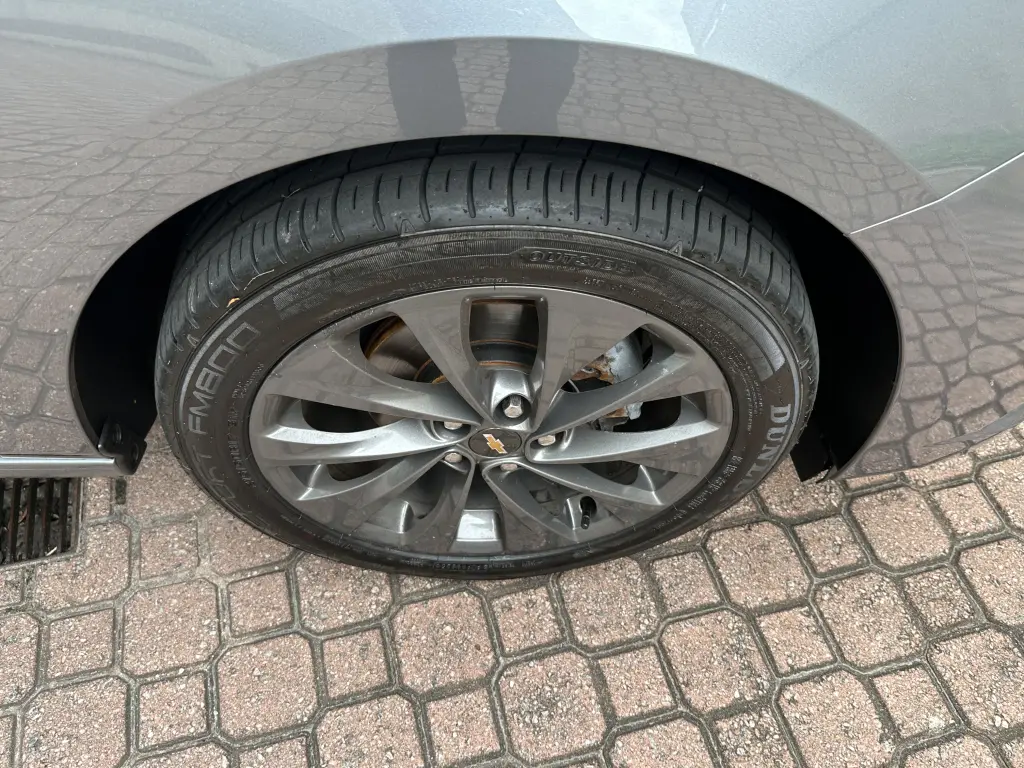 CHEVROLET Cruze Sedan - Foto