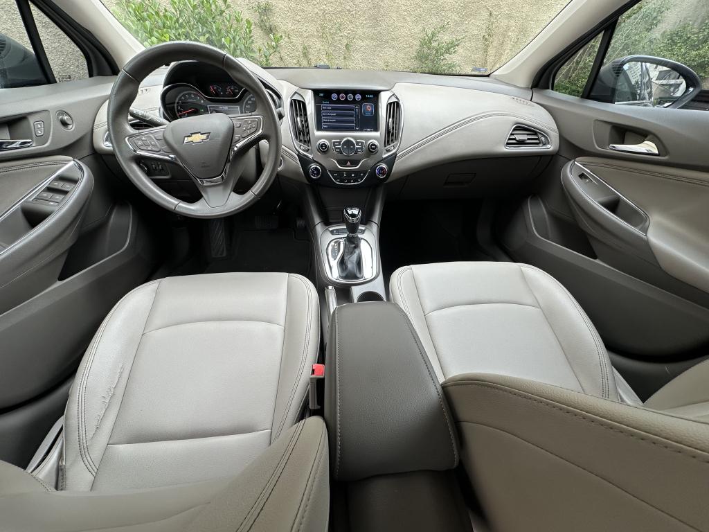 CHEVROLET Cruze Sedan - Foto