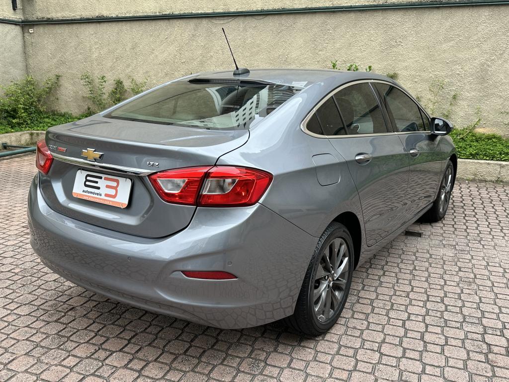 CHEVROLET Cruze Sedan - Foto