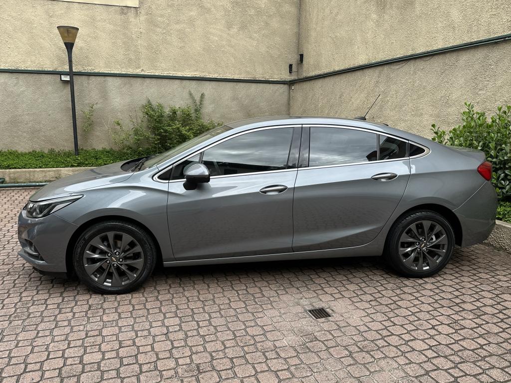 CHEVROLET Cruze Sedan - Foto