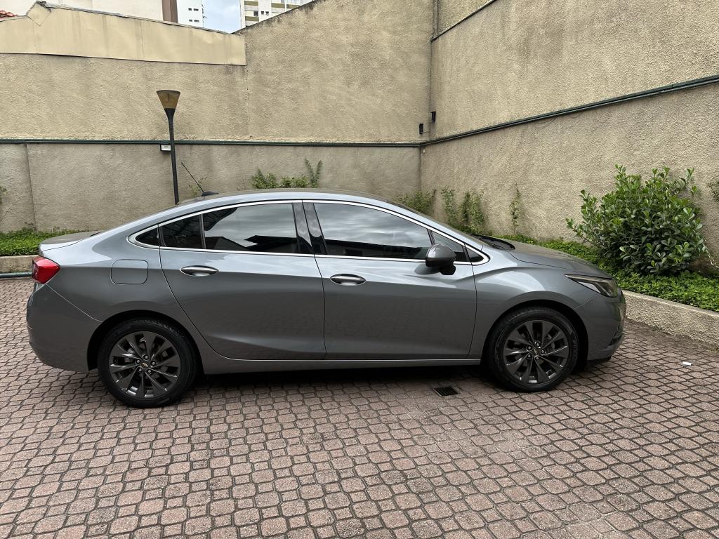 CHEVROLET Cruze Sedan - Foto